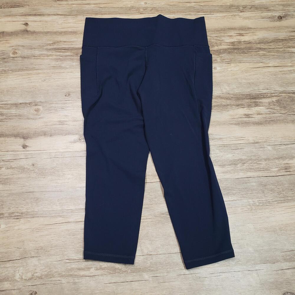 Athleta Leggings Womens L/P Blue Salutation Stash 7/8 Tight High Rise Pocket
